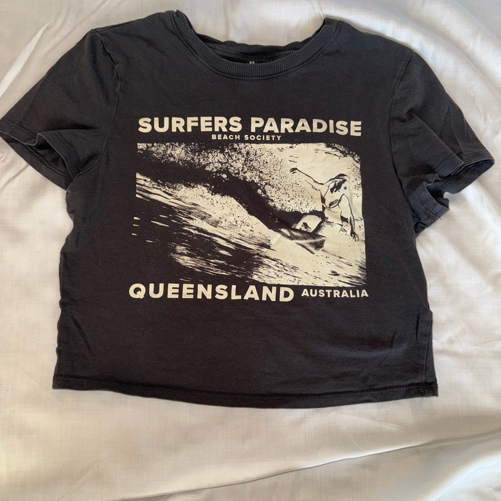 H&M Black Graphic Crop Top